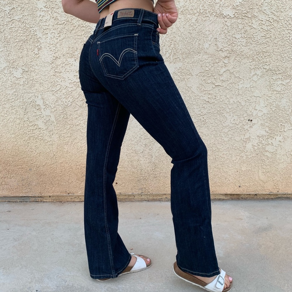 Bootcut Levi’s Jeans